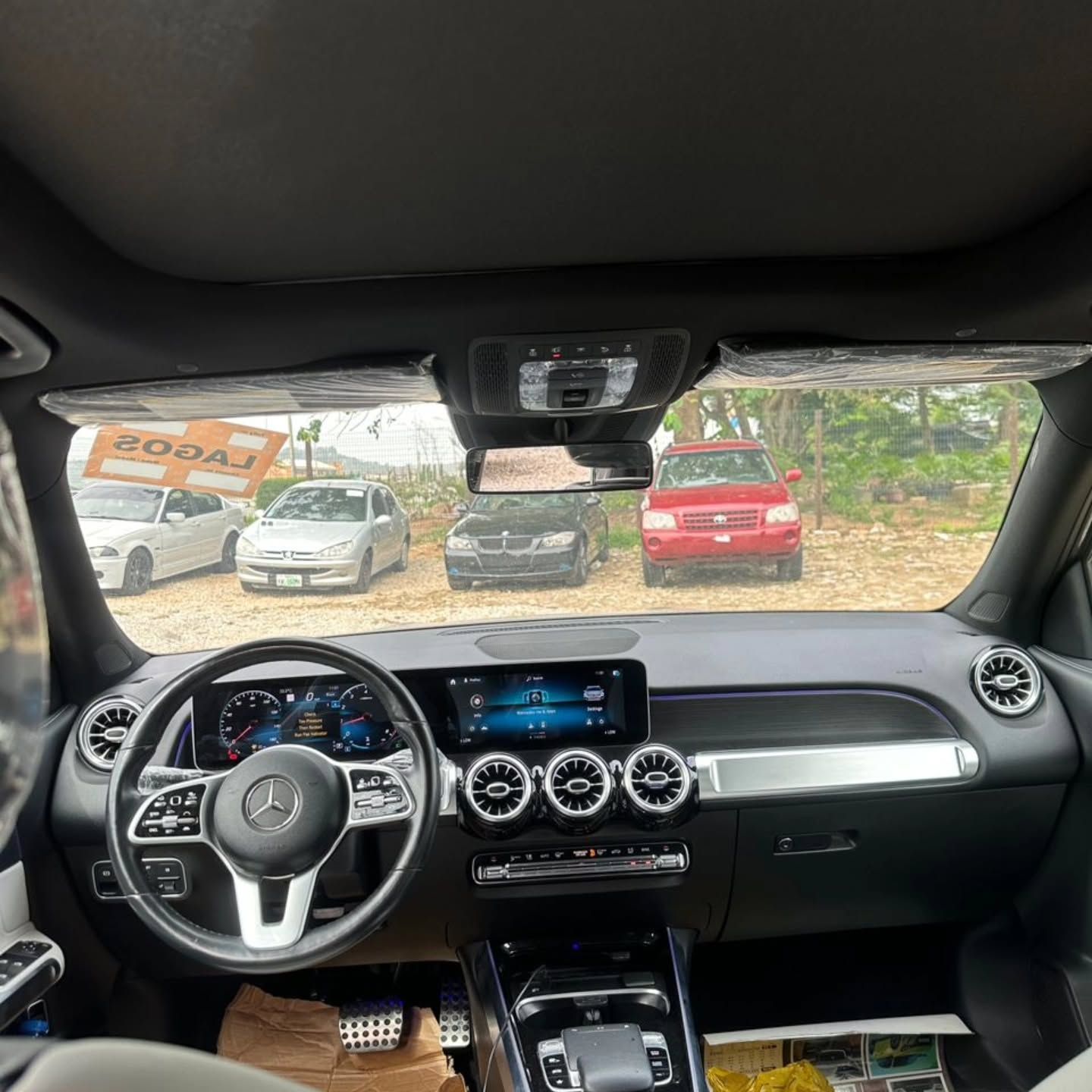 2020 Benz GLB 250 | Kendomon Motors - View 2