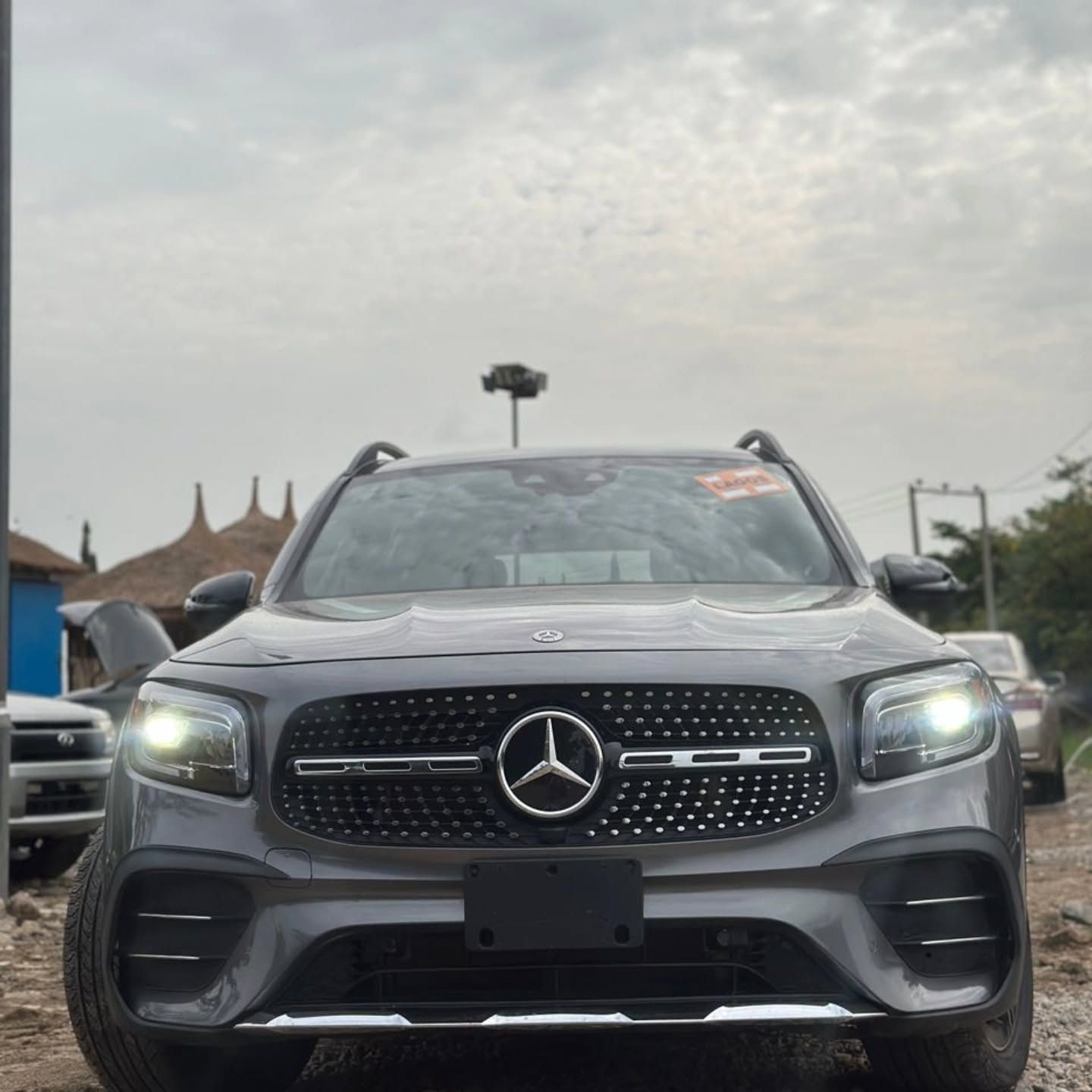 2020 Benz GLB 250 | Kendomon Motors - View 1