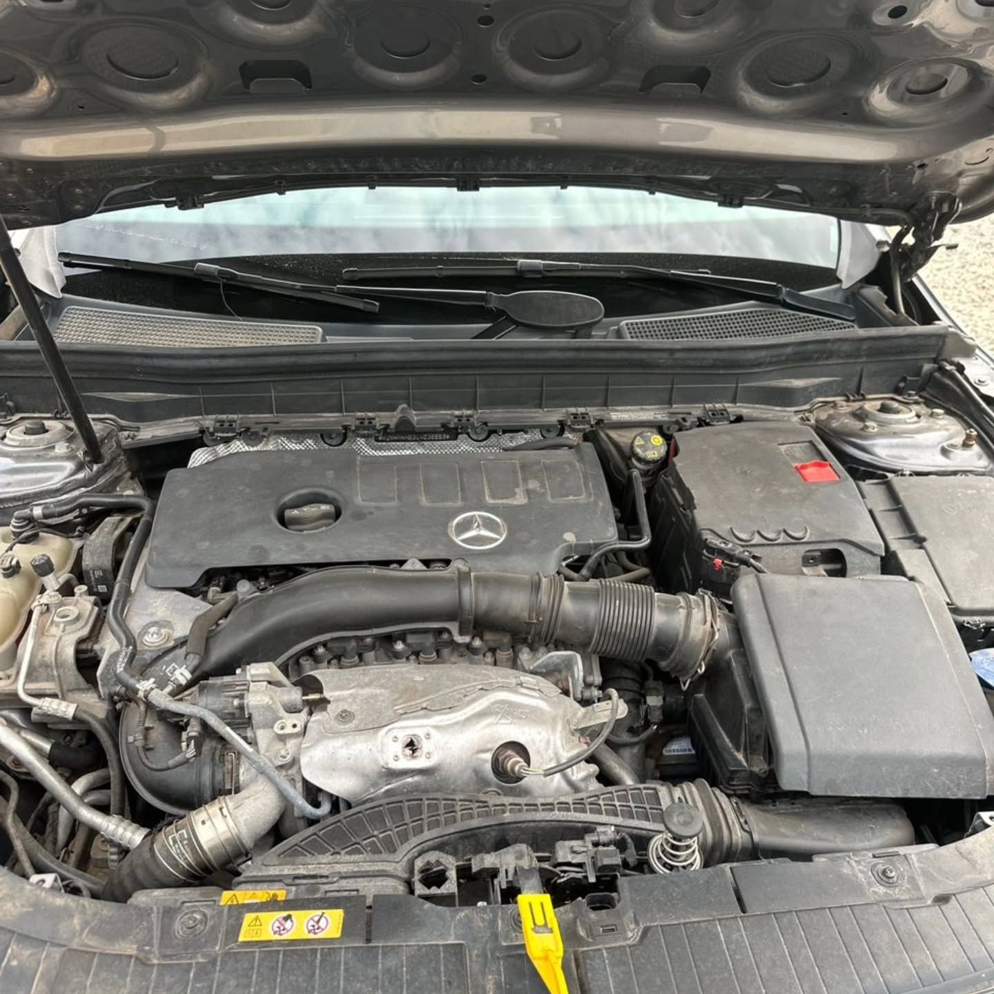 2020 Benz GLB 250 | Kendomon Motors - View 4