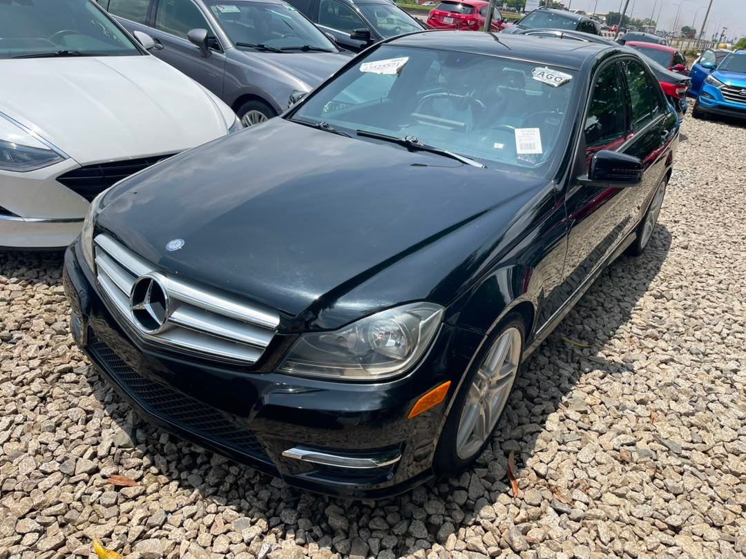 2013 Mercedes-Benz C300 - View 1