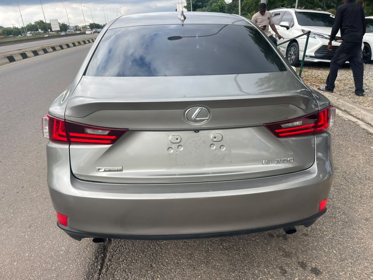 2016 Lexus IS 250 - View 4